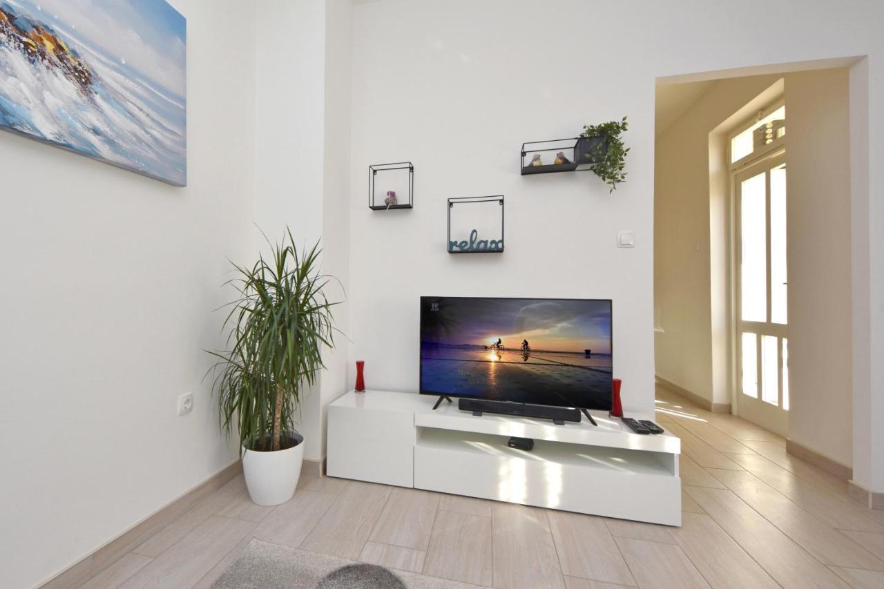Greenvine Apartment Zára Kültér fotó